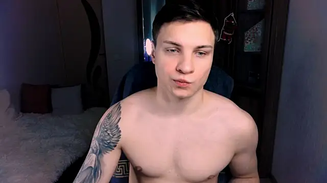 Snapshot of handsome_guy01 chatting on December 2024 05:34:01 AM handsome guy01 online show from December 2024 05:34:01 AM