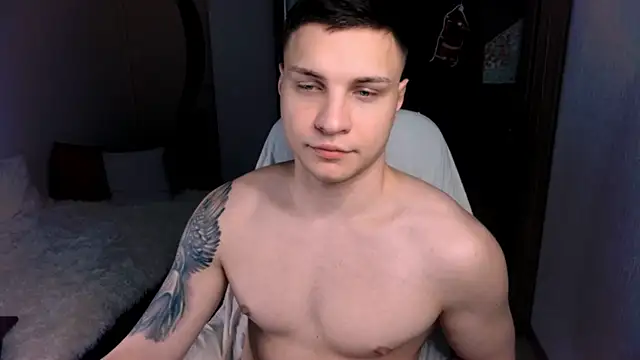 Snapshot of handsome_guy01 chatting on December 2024 08:42:02 PM handsome guy01 online show from December 2024 08:42:02 PM
