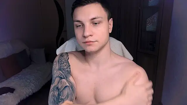 Snapshot of handsome_guy01 chatting on January 2025 07:04:01 PM handsome guy01 online show from January 2025 07:04:01 PM