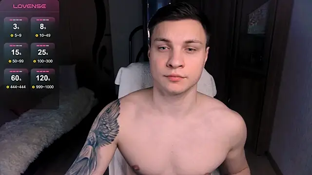 Snapshot of handsome_guy01 chatting on January 2025 01:08:01 AM handsome guy01 online show from January 2025 01:08:01 AM