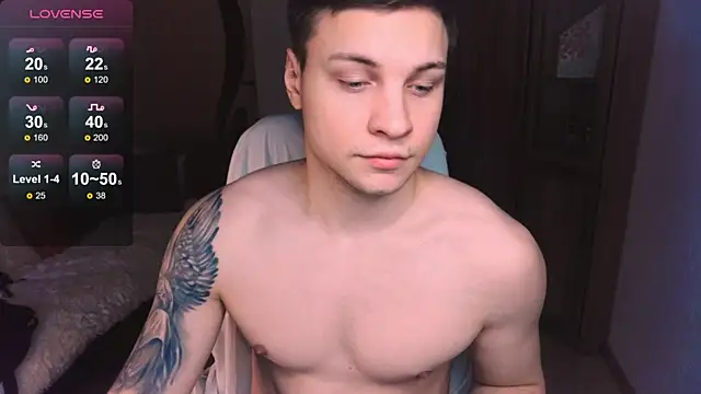 Snapshot of handsome_guy01 chatting on January 2025 07:09:02 PM handsome guy01 online show from January 2025 07:09:02 PM