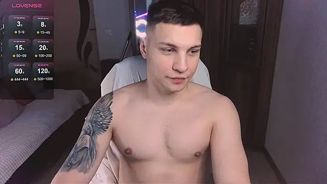 Snapshot of handsome_guy01 chatting on February 2025 08:08:01 AM handsome guy01 online show from February 2025 08:08:01 AM