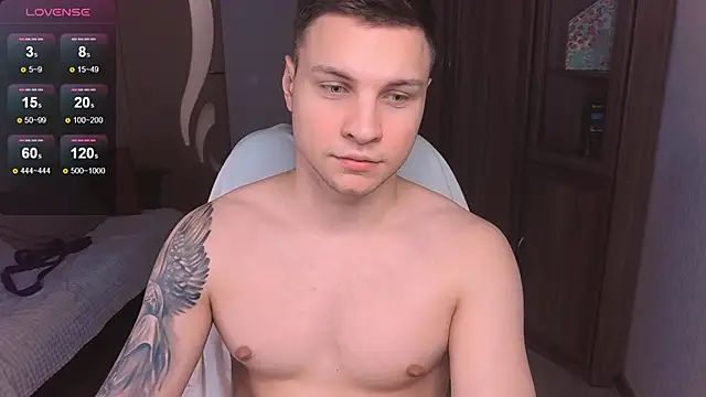 Snapshot of handsome_guy01 chatting on February 2025 02:04:01 AM handsome guy01 online show from February 2025 02:04:01 AM