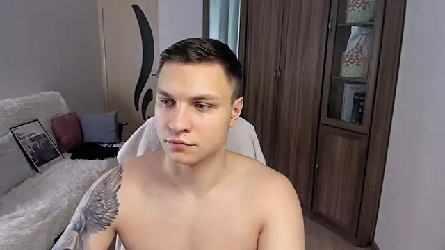 Snapshot of handsome_guy01 chatting on September 2025 12:12:01 AM handsome guy01 online show from September 2025 12:12:01 AM