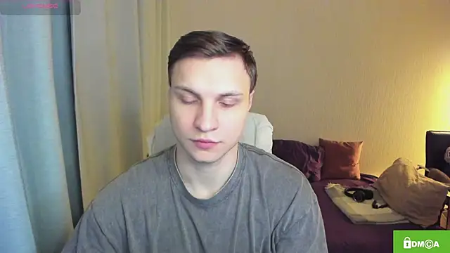 handsome guy01 online show from March 2026 04:46:01 PM