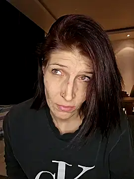 Snapshot of Lenchen_ chatting on December 2024 09:51:01 PM Lenchen  online show from December 2024 09:51:01 PM