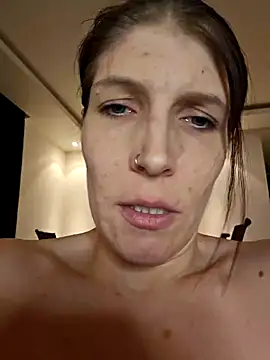 Snapshot of Lenchen_ chatting on February 2025 08:53:02 PM Lenchen  online show from February 2025 08:53:02 PM