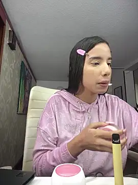 Praga Pink online show from January 2026 12:57:01 AM