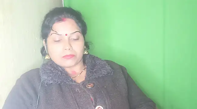 Snapshot of mamoni91 chatting on December 2024 04:54:01 PM mamoni91 online show from December 2024 04:54:01 PM