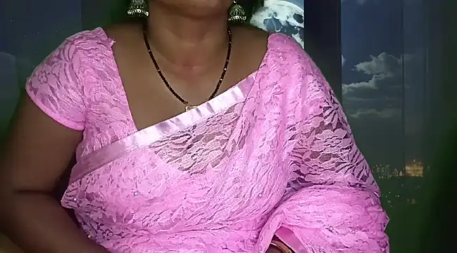 Snapshot of mamoni91 chatting on March 2025 05:39:02 PM mamoni91 online show from March 2025 05:39:02 PM