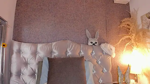 GABYTAYLOR  online show from December 2025 01:52:02 PM