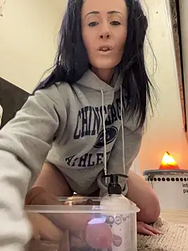 Snapshot of SweetSolez chatting on February 2026 10:28:01 PM SweetSolez online show from February 2026 10:28:01 PM