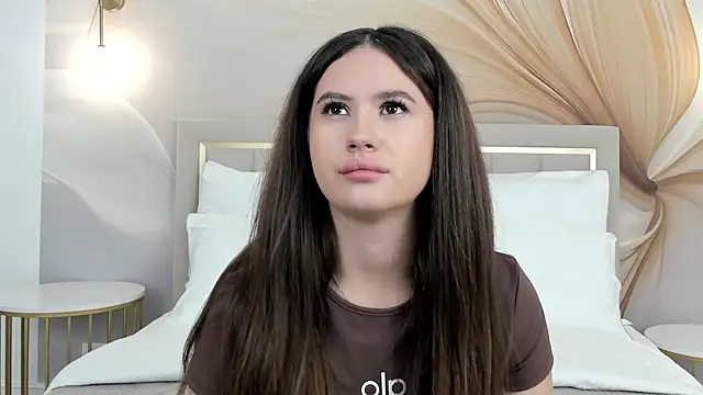 milaleoneli online show from September 2025 03:02:01 PM