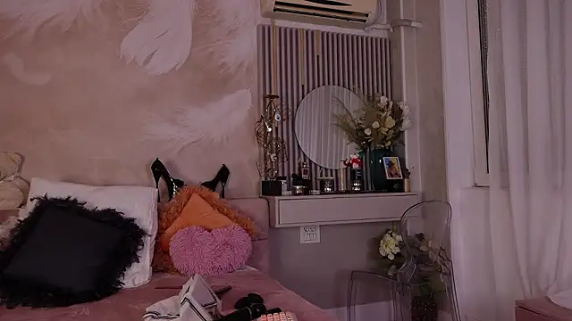 JullyBlair online show from March 2026 06:28:01 AM