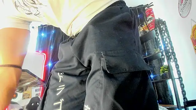 the beast master  online show from December 2025 08:50:02 PM