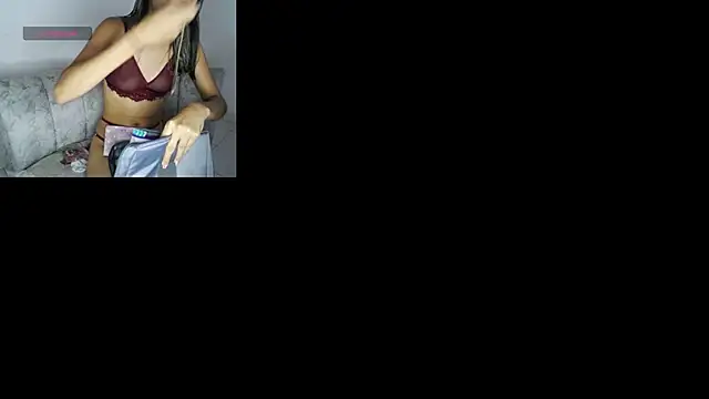 Snapshot of AMBER_LOVE22 chatting on March 2025 06:54:01 PM AMBER LOVE22 online show from March 2025 06:54:01 PM