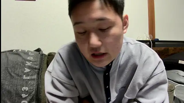 Snapshot of tuki_fu chatting on February 2025 01:16:02 PM tuki fu online show from February 2025 01:16:02 PM