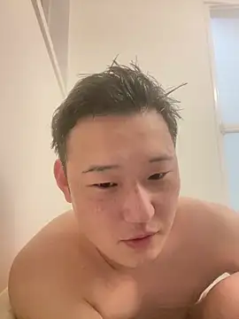 Snapshot of tuki_fu chatting on February 2025 11:23:01 AM tuki fu online show from February 2025 11:23:01 AM