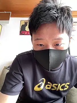 Snapshot of tuki_fu chatting on March 2025 03:02:02 AM tuki fu online show from March 2025 03:02:02 AM