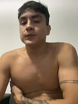 LCarreraa online show from January 2025 02:51:01 AM