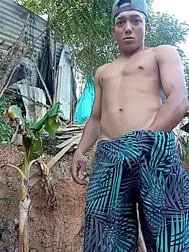 tayson  online show from November 2025 12:48:02 PM