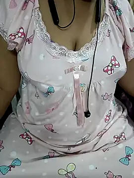 Snapshot of Yours_Radika chatting on February 2025 09:54:01 AM Yours Radika online show from February 2025 09:54:01 AM