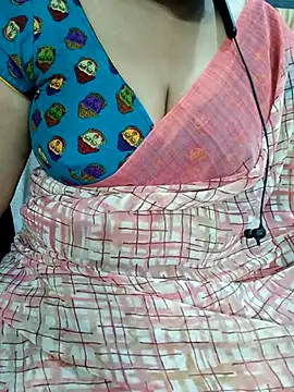 Snapshot of Yours_Radika chatting on March 2025 04:53:01 PM Yours Radika online show from March 2025 04:53:01 PM