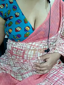 Snapshot of Yours_Radika chatting on March 2025 04:58:02 PM Yours Radika online show from March 2025 04:58:02 PM