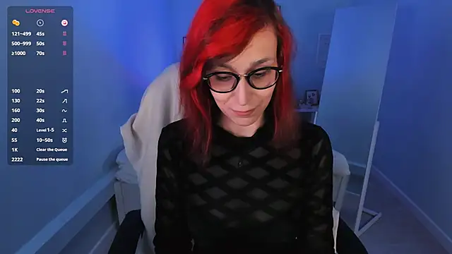 Dora Marcelli online show from December 2025 07:28:01 AM