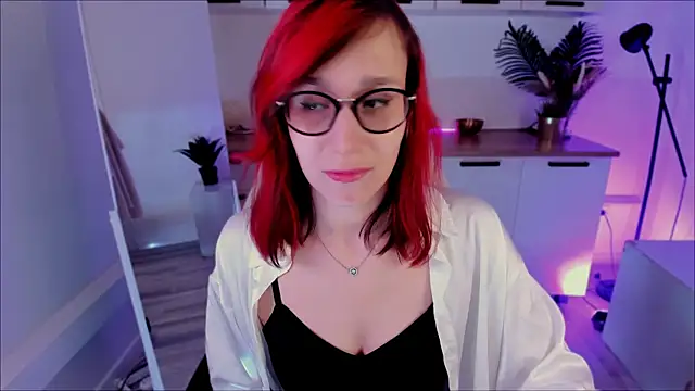 Snapshot of Dora_Marcelli chatting on July 2026 09:02:01 AM Dora Marcelli online show from July 2026 09:02:01 AM