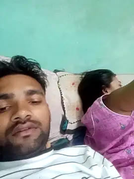 Surajpuja79 online show from February 2026 06:05:01 PM