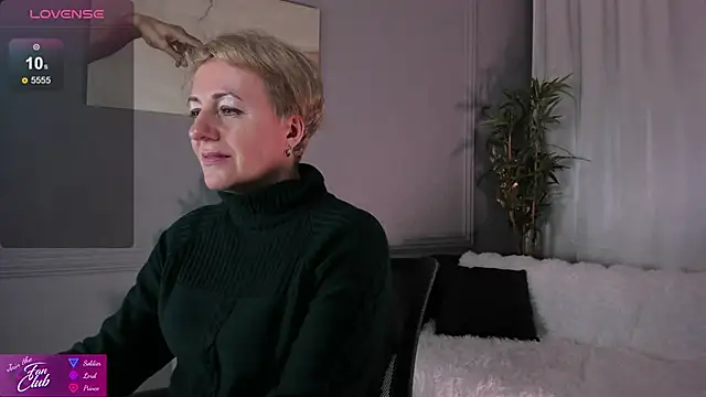 Nika Smit online show from January 2025 05:07:02 AM