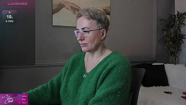 Nika Smit online show from February 2025 08:44:01 AM