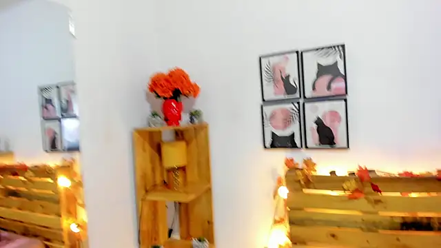 Snapshot of Alisson_Boobs_ chatting on March 2025 12:31:01 AM Alisson Boobs online show from March 2025 12:31:01 AM