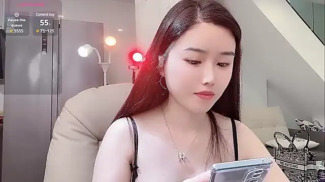 Snapshot of yoyo520- chatting on March 2025 03:04:02 AM yoyo520- online show from March 2025 03:04:02 AM