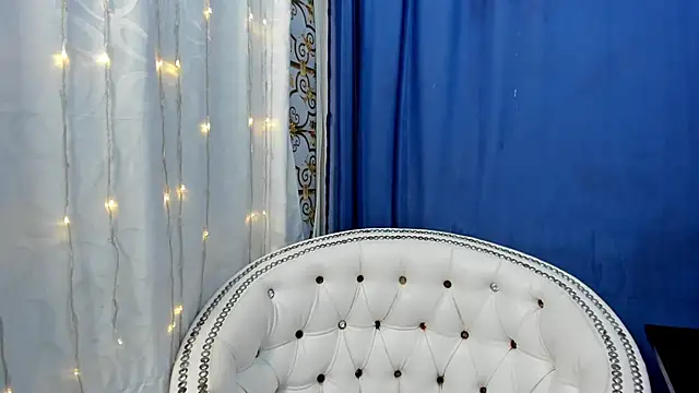 Snapshot of Analia18_ chatting on February 2025 06:16:01 PM Analia18 online show from February 2025 06:16:01 PM