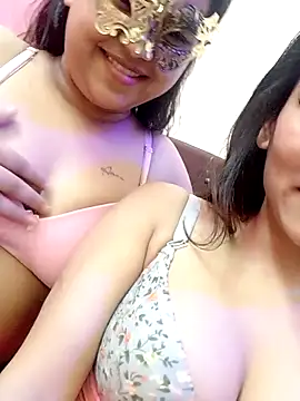 Lusty Queen69 online show from March 2025 07:26:02 PM