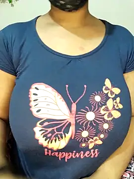 Snapshot of Nilanjona-Ray chatting on February 2026 04:46:01 PM Nilanjona-Ray online show from February 2026 04:46:01 PM