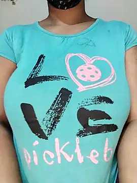 Snapshot of Nilanjona-Ray chatting on February 2026 04:52:01 AM Nilanjona-Ray online show from February 2026 04:52:01 AM