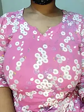 Snapshot of Nilanjona-Ray chatting on February 2026 03:08:01 PM Nilanjona-Ray online show from February 2026 03:08:01 PM