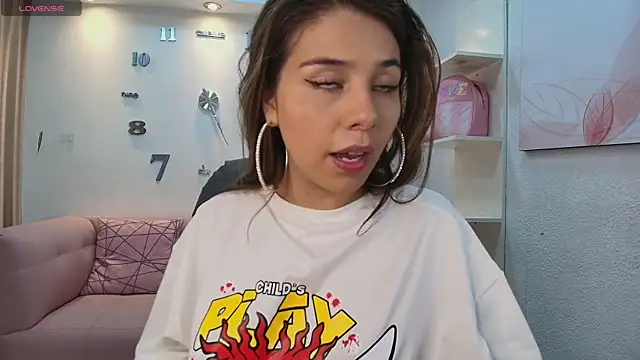 1Sloppy Fox4 online show from March 2025 04:49:02 AM