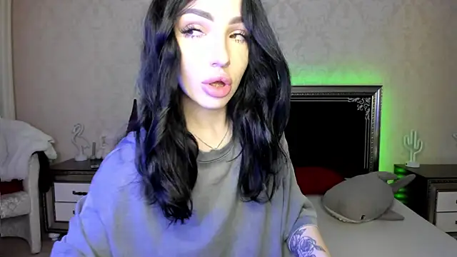 Snapshot of NancyLovee_ chatting on March 2025 06:10:02 PM NancyLovee online show from March 2025 06:10:02 PM