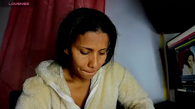 Snapshot of Nenita_Hot_ chatting on September 2025 03:39:02 AM Nenita Hot  online show from September 2025 03:39:02 AM