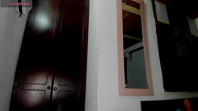 Snapshot of Nenita_Hot_ chatting on October 2025 10:07:01 PM Nenita Hot  online show from October 2025 10:07:01 PM