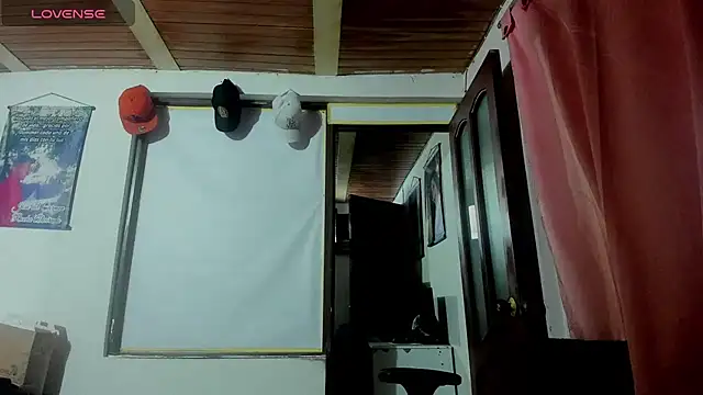 Snapshot of Nenita_Hot_ chatting on October 2025 01:25:01 AM Nenita Hot  online show from October 2025 01:25:01 AM