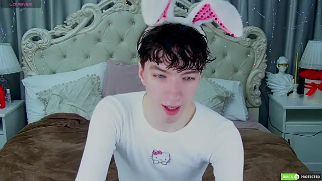 TrevorBenson online show from September 2025 06:08:01 PM