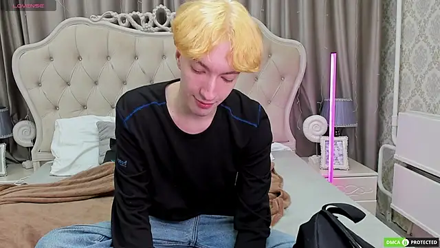 TrevorBenson online show from October 2025 03:03:02 AM