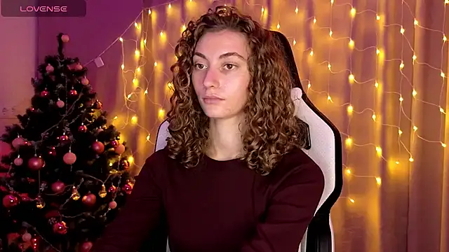 lady curls online show from December 2024 02:12:01 AM