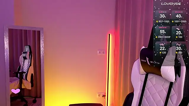 lady curls online show from January 2025 09:51:02 PM