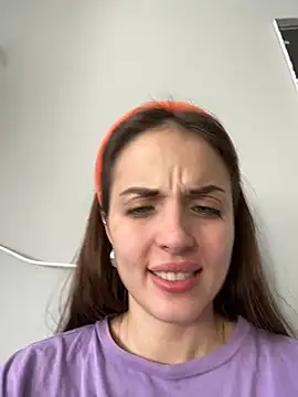 AmiLavs online show from January 2025 11:24:01 AM